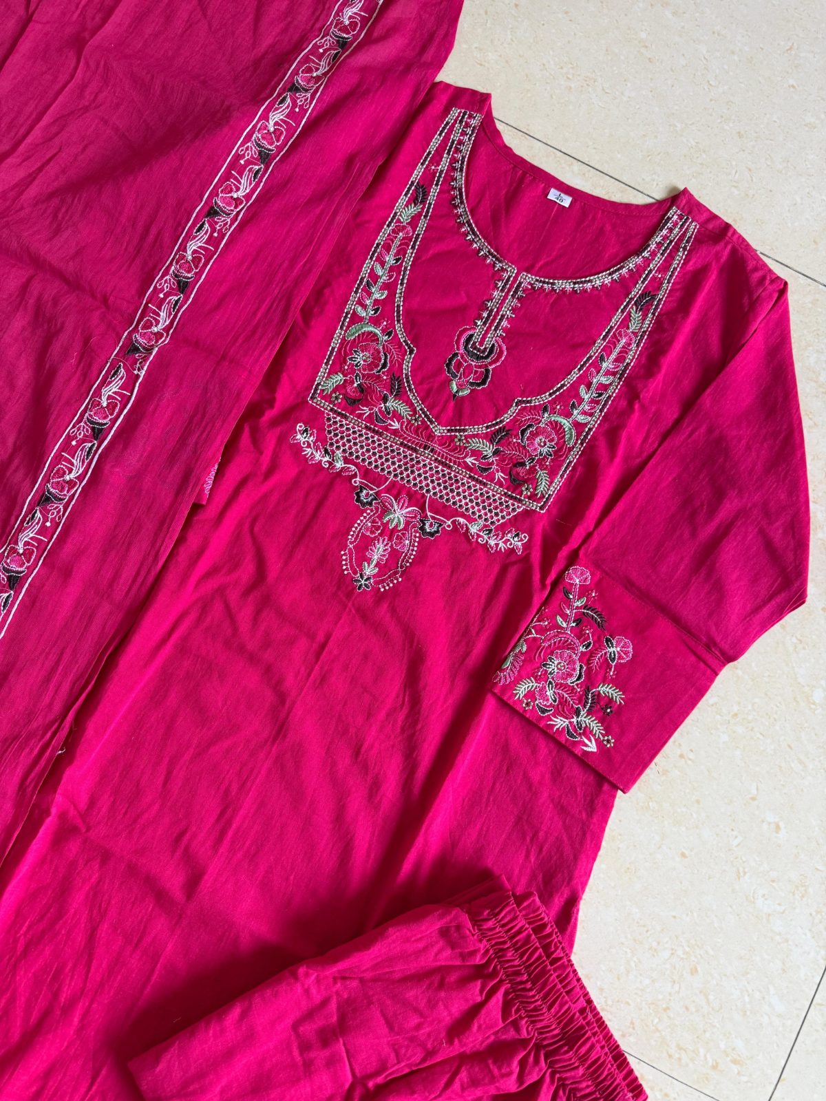 Cotton kurti pant dupatta set view 2